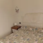 拉科利纳公寓 公寓 *