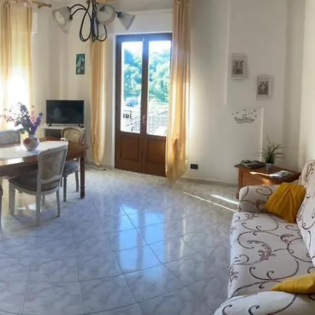 Apartment La Collina Riccò del Golfo di Spezia